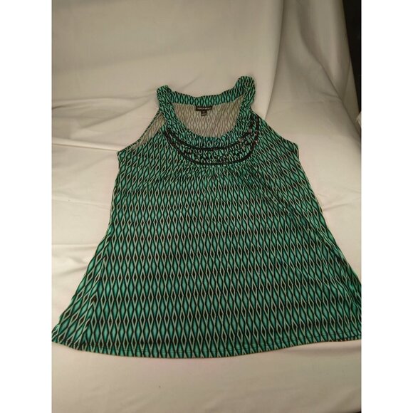 Woman's Fashion Bug Green Pattern Top Size 0X - Picture 1 of 4